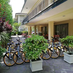 3* Hotel Devon & Breakfast