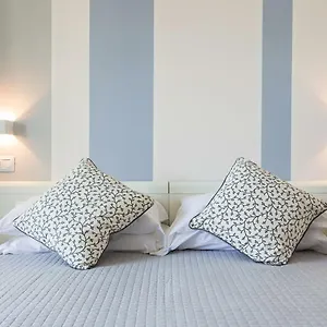 Geminus Hotel